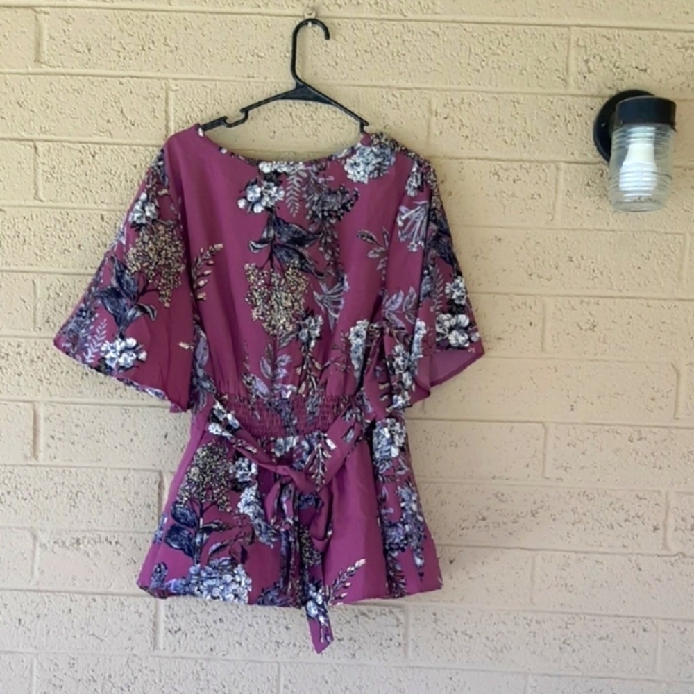 Torrid Blouse size 0 - Picture 6 of 10